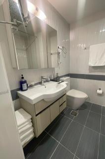 Luxury 1 & 2 Bed Apartments at Centaurus Mall, Islamabad with Margalla Views - 6