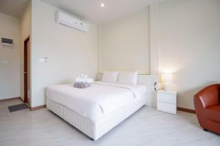 B204 Banjong Studio 3 Minutes To Nai Harn Beach - 2
