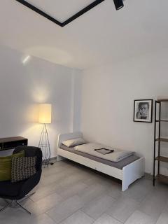 Moderne Wohnung in Ruhiger Umgebung nahe Messe - 9