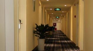 7 Days Inn Luzhou Longma Avenue District Government - 4