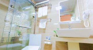 GreenTree Inn Shanghai Guangxin Road Tongji Hospital Express Hotel - 6