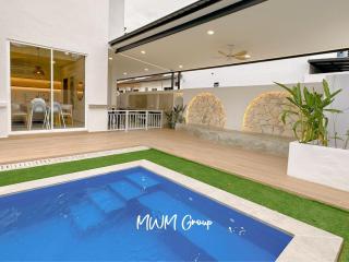 Bukit Indah Terrakids Amazing house with Pool near Legoland - Johor Bahru - 3