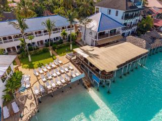 Zenobia Beach Resort - 8