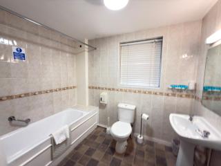 The Hand Hotel Llangollen by Compass Hospitality - 9