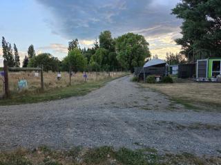 Harleston House - Accomodation and Vineyard - 1