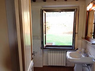 Beautiful farmhouse with swimming pool - 1