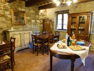 Beautiful farmhouse with swimming pool - 7