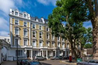 Nice studio for only 1 guest with patio-Basement - Londra - 1