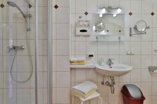 Hotel Garni Zerza - 8