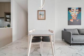 3 Bedroom Luxury Stay at Lumi Tropicana Golf Club View High Floor - 1