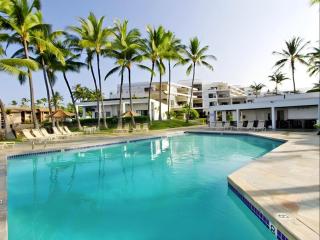 Wyndham Royal Sea Cliff Resort - 8