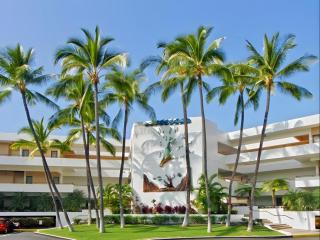 Wyndham Royal Sea Cliff Resort - 1