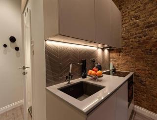 High ceilings studio premium quality & location. - 4