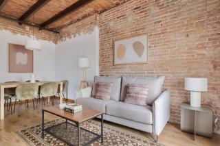 Blueground Sant Pere sea view nr Arc de Triomf BCN-220 - 8