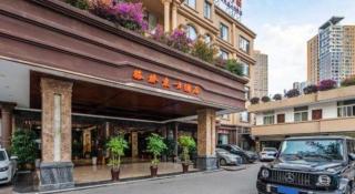 GreenTree Inn Kunming Baiyun Road Tongde Plaza Branch - Kunming - 1