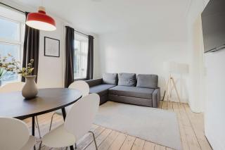 Comfortable 2 Bedroom Getaway - 6