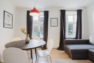 Comfortable 2 Bedroom Getaway - 1