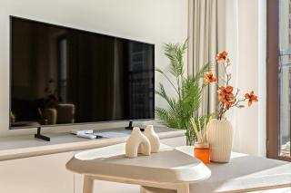 Silkhaus Studio Getaway in Al Battros Tower - 8