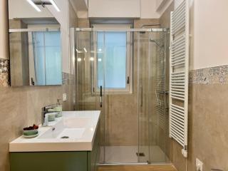 Residence Casa Palmira - Modern Apartments near Neɡrar Hospital - Valpolicella - 9