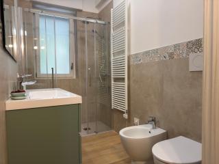 Residence Casa Palmira - Modern Apartments near Neɡrar Hospital - Valpolicella - 8