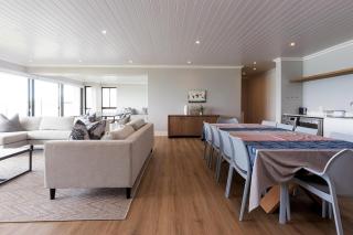 Kloofsig 9 Bed Solar and Sea Views in Vleesbaai - 7