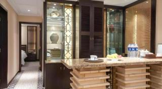 Bell Tower Hotel - 2