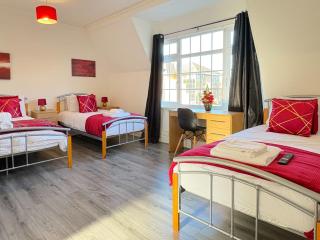 St John's House Isleworth London By Smart Corporate Stays - 0