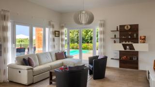 Modern villa Eva Kastel with pool near Buje - 7