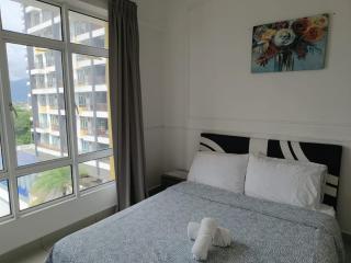 Heart of Ipoh 2BR 6pp - 0