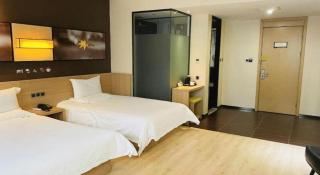 IU Hotel Tianjin Fumin Qiao Branch - 4