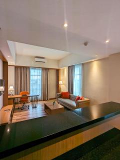 Astanaraya Suites Hotel - Yakarta - 1