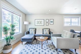 Interbay 3br townhome w balcony nr restaurants SEA-670 - 9