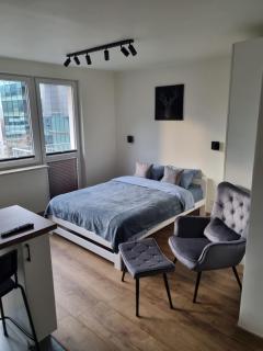 Kawalerka w Centrum Warszawy - 300 metrów od PKiN Self check-in - 8