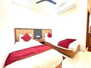 The Gonesh Hotel - 0