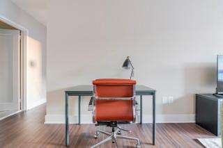 Blueground Crystal City pool nr Pentagon WDC-1170 - 7