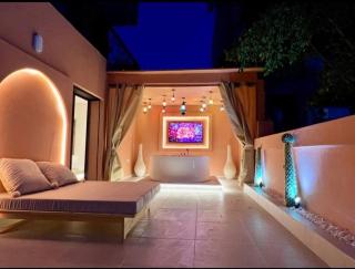 Simone moves to Guéliz - 0