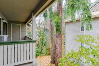 Blueground Overlake pool nr Marymoor Park SEA-968 - 7