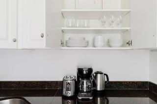 Blueground Yorkville doorman nr Carl Schurz Park NYC-2182 - 3