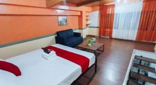 RedDoorz near SGM Condotel Villa Beach Iloilo - 9