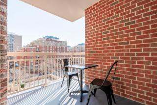 Blueground Ballston pool nr Arlington Cemetery WDC-1223 - 5