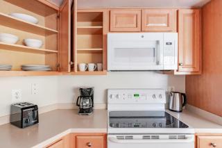 Blueground Ballston pool nr Arlington Cemetery WDC-1223 - 1