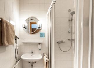 Landhotel Germania Business & Long Stay bei Stadtallendorf - 3