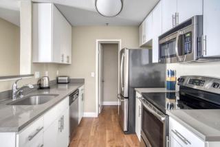 Downtown Mountain View 2BR w Gym Pool Patio SFO-889 - 4