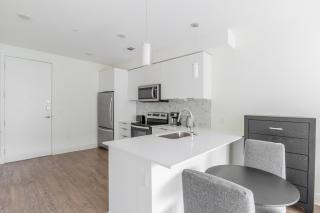 Blueground Brentwood pool nr Zilker Park ATX-317 - 3