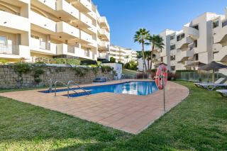 Elviria Green • Bright 2-Bedroom - 8