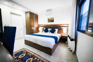 Corner View Hotel - 3