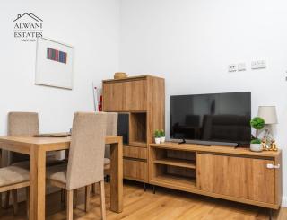 Spacious 2 Bedroom Apartment Centre Of Town - 0