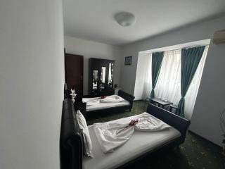 Pension La Noblesse - Bucharest - 2