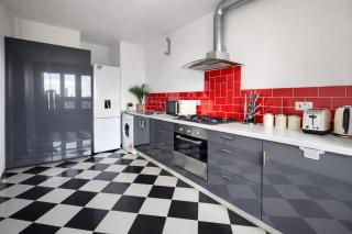 Stylish 2-Bedroom flat in Shoreditch - 1