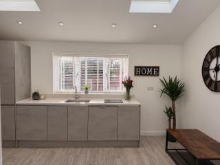 Anitas place is designed to make you feel at home - 6